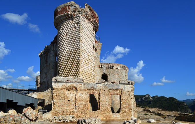 Archeologia al Castel Gavone: visite guidate con l'archeologo